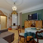 Stabu Deluxe Apartment